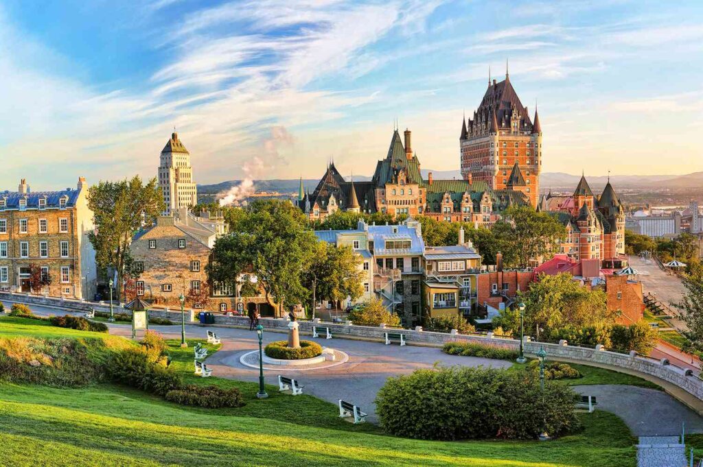 TAL-old-quebec-canada-CNTRY2RLOCT1124-10578d1df275402594f62494d6eeeac1
